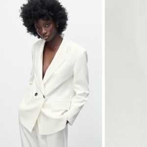 Zara White Double-Breasted Two-Buttoned Blazer. Size S.